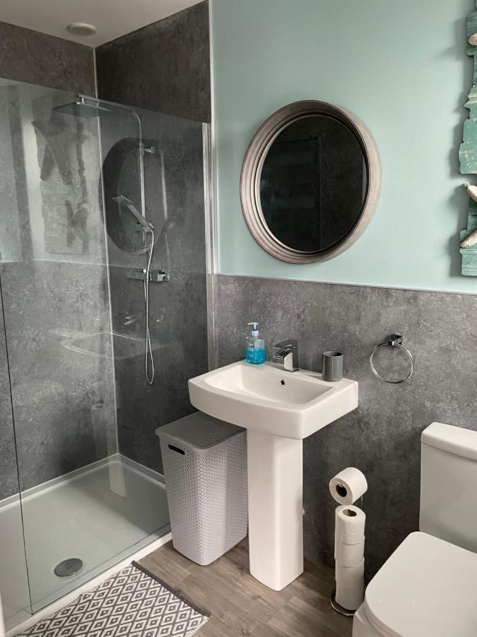 וויק The Store, Luxury Modern Conversion With Open Plan Living - Sleeps 4 מראה חיצוני תמונה