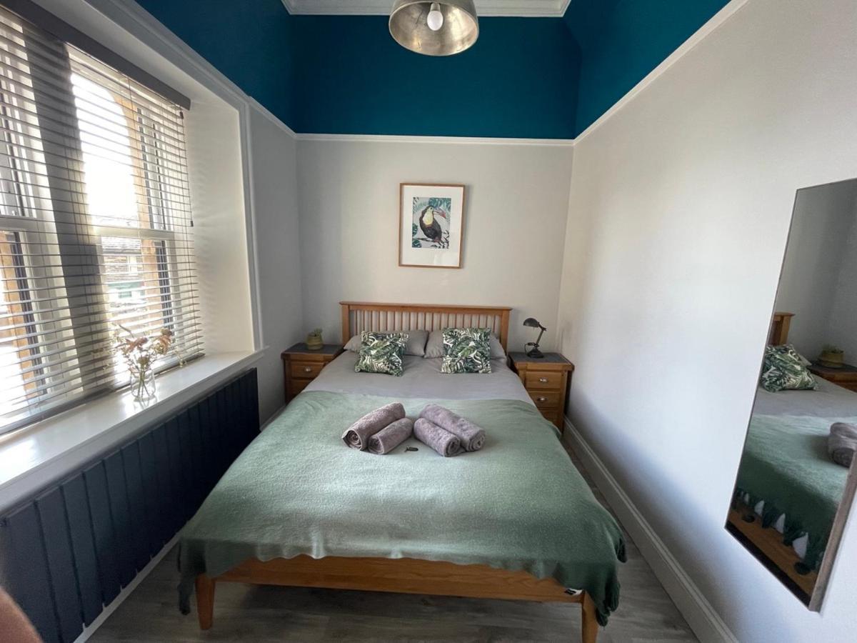וויק The Store, Luxury Modern Conversion With Open Plan Living - Sleeps 4 מראה חיצוני תמונה