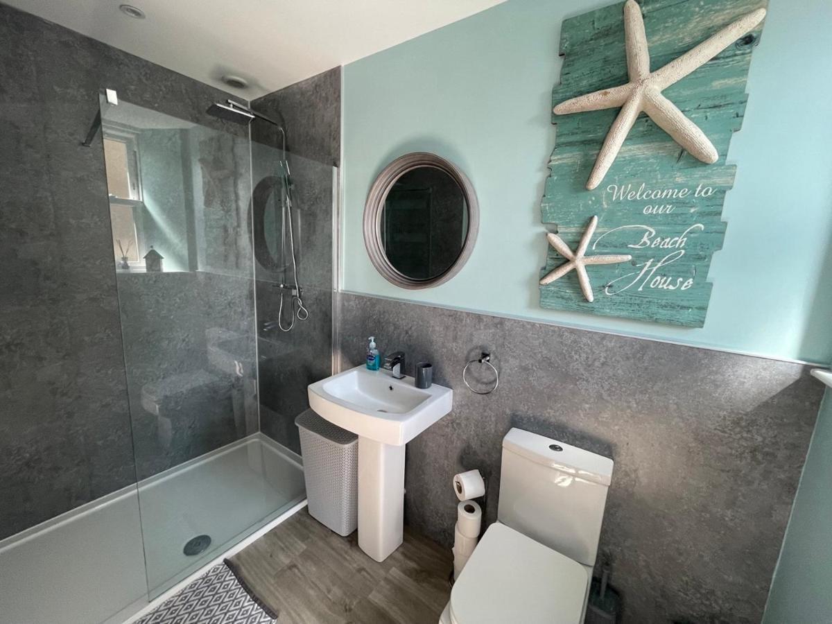 וויק The Store, Luxury Modern Conversion With Open Plan Living - Sleeps 4 מראה חיצוני תמונה