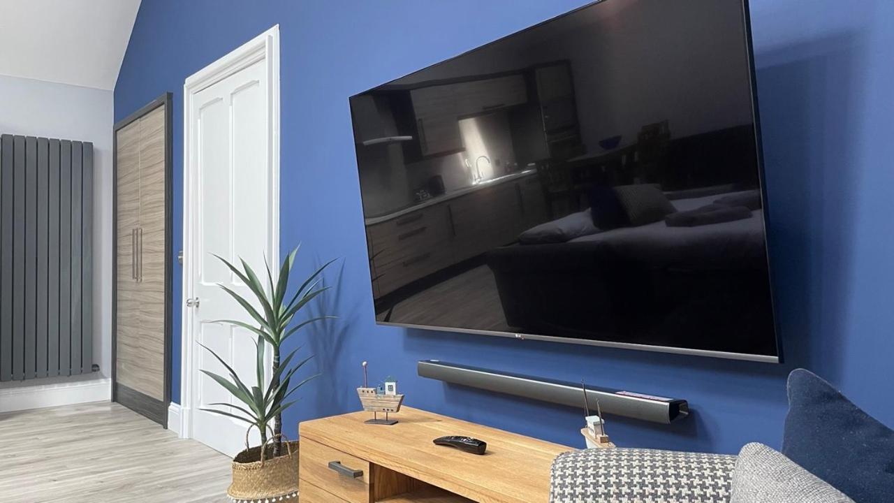 וויק The Store, Luxury Modern Conversion With Open Plan Living - Sleeps 4 מראה חיצוני תמונה
